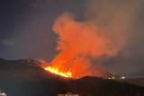 Incendio en Cali: las llamas vuelven a consumir el cerro de Las Tres Cruces