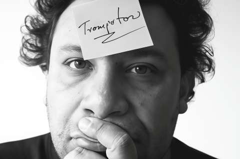 ‘Lactar’, la nueva película de Harold Trompetero que explora el vacío detrás del privilegio