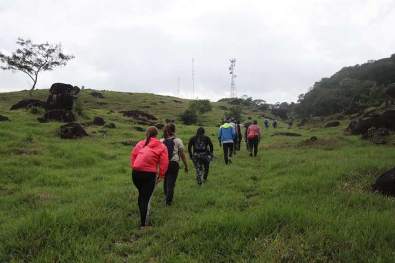El Cerrito- Piedra Gorda es uno de los atractivos turísticos más importantes del municipio. Se trata de un camino demarcado con cruces, que requiere de una gran habilidad física. En Semana Santa, los habitantes de la vereda Cerritos, hacen una peregrinación hasta llegar al mirador, donde se encuentra la virgen del Guaviare.