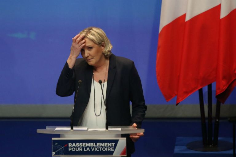 ¿Por qué Marine le Pen le quiere cambiar el nombre a su partido?