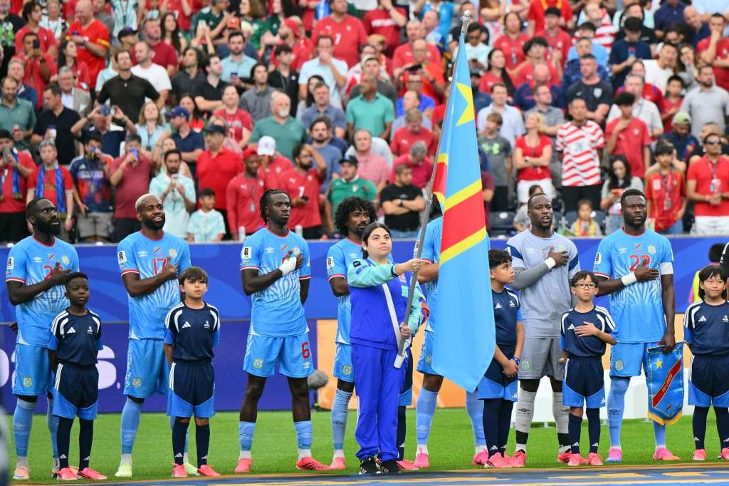 HOUSTON (United States), 17/06/2026.- Players of DR Congo sing the national anthem before the FIFA World Cup 2026 group stage match Portugal against Democratic Republic of Congo, in Houston, USA, 17 June 2026. EFE/EPA/SAM WASSON