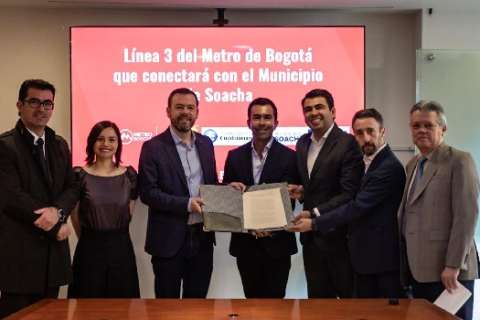 Avanza tercera línea del Metro: Distrito y Gobernación firmaron convenio