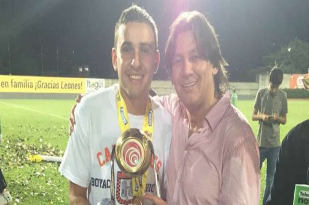 Eduardo Pimental (derecha) y Juan David Díaz.