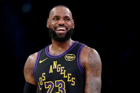 LeBron James rompió absurdo récord en la NBA: primer basquetbolista que juega 23 temporadas