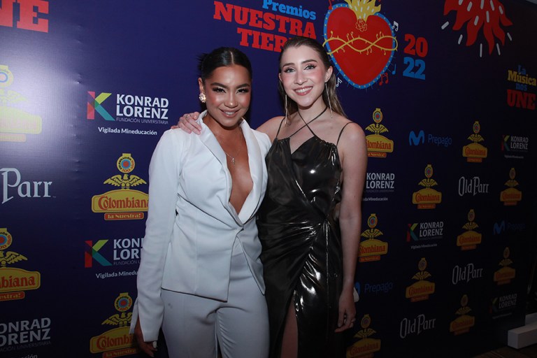 Salome y Olga Lucia Vives