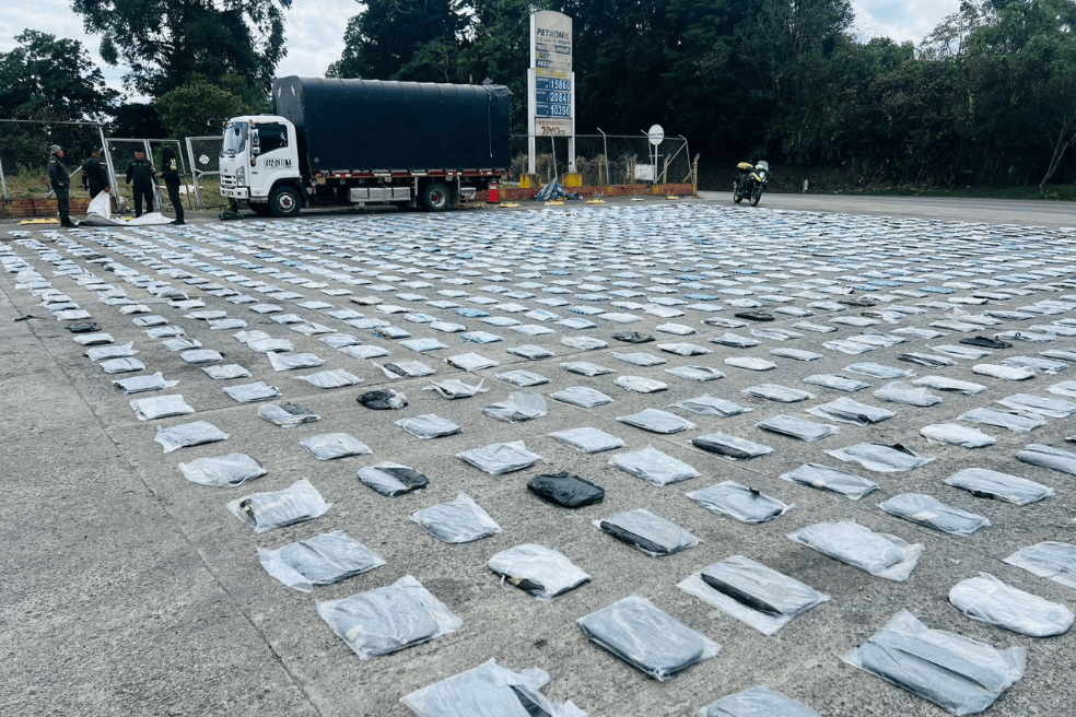 Narcotubos incautados por Ejército iban cargados de marihuana hacia Centroamérica