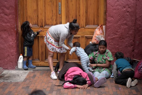 Continúan las negociaciones para solucionar la crisis de los Emberá en Bogotá