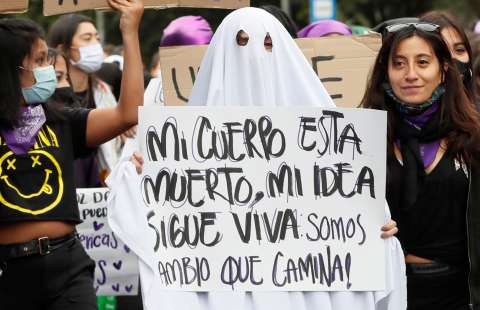 Mujer asesinada en Bogotá fue encontrada dos días después en su casa