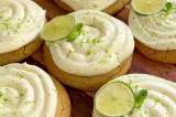 Galletas de “pie” de limón fáciles con “frosting” de queso crema