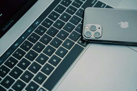 ¿Cómo saber si un cargador de iPhone es original? Esto es lo que puede revisar