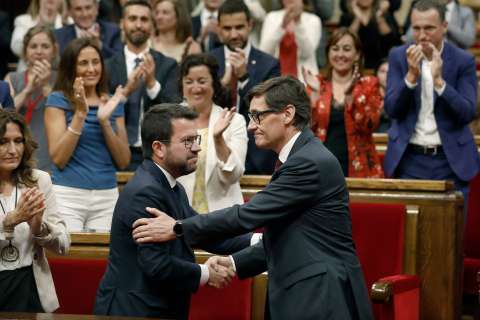 Salvador Illa, nuevo presidente de Cataluña en medio de la fuga de Puigdemont