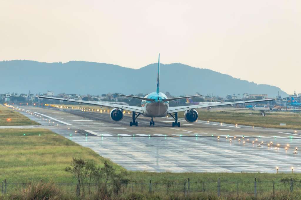 Imagen de referencia. Algunos de los itinerarios de vuelos en Colombia podrían modificarse debido a fenómenos globales que afectan los sistemas de navegación satelital.