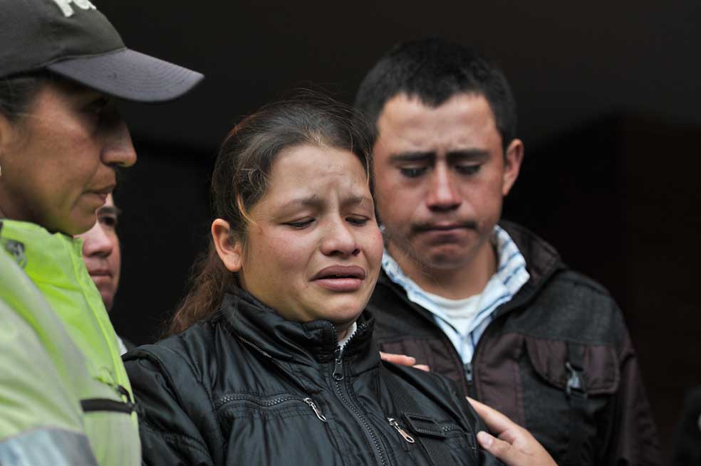Briggit Ramírez , madre de Michel Dayana Barrera, durante el velorio de su hija. / David Campuzano - El Espectador