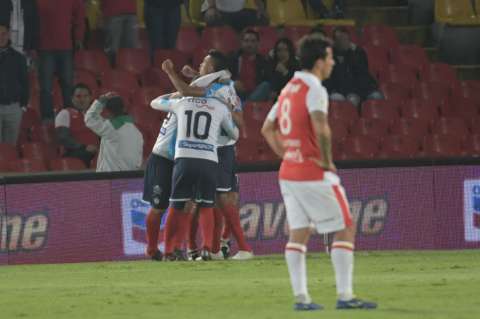 Santa Fe y Júnior igualaron a dos en El Campín