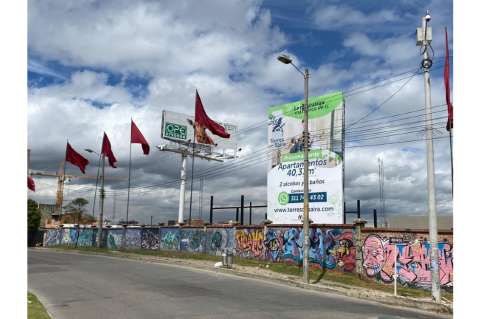 Los graffitis, la galería de los talentos locales