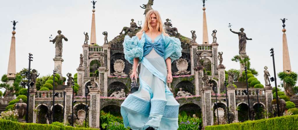 La marca francesa llevó el desfile a la isla italiana Isola Bella.