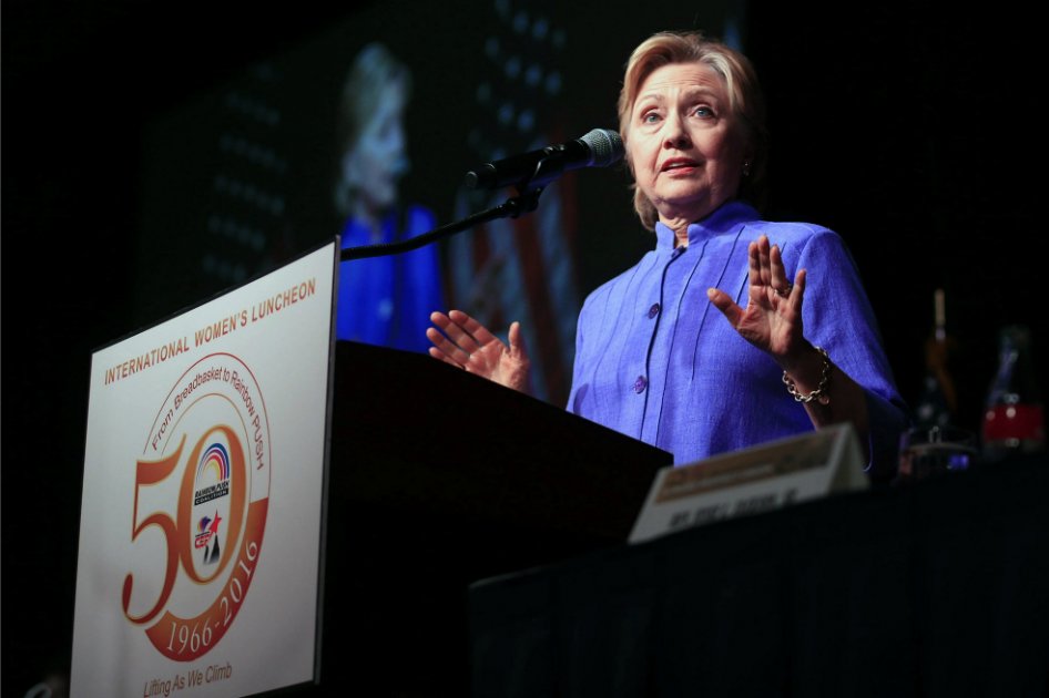 La candidata demócrata a la Presidencia de Estados Unidos, Hillary Clinton, en Chicago (Illinois). / EFE
