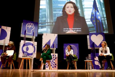 Feministas de varios países piden implementar enfoque de género en la “paz total”
