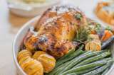 Freidora de aire: receta para hacer un jugoso pollo asado