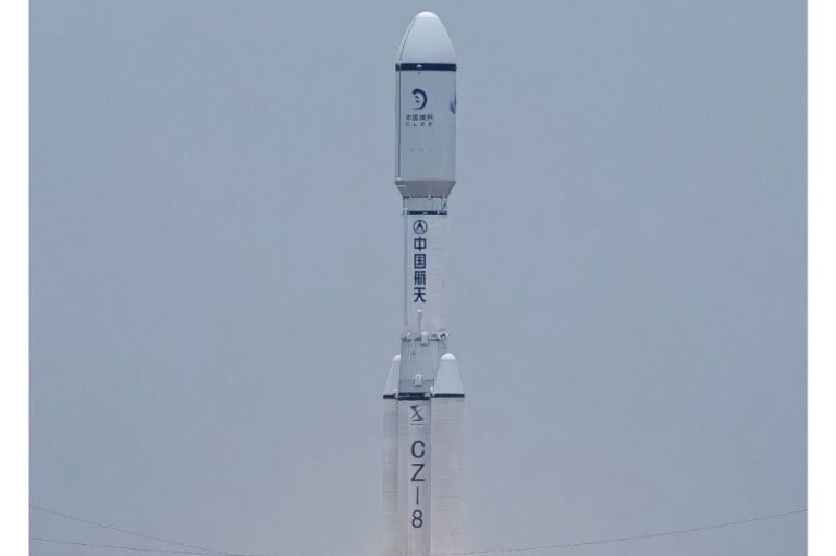China lanzó el satélite Queqiao-2 e inicia su exploración de la cara oculta de la Luna
