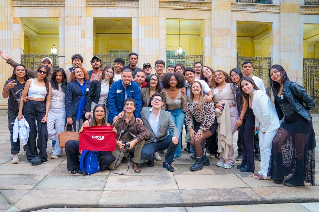 Los estudiantes son los más beneficiados de la reforma en cabeza del ministro Rojas.