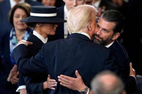 Acusan al hijo de Trump de viajar a Italia a cazar patos de especie protegida