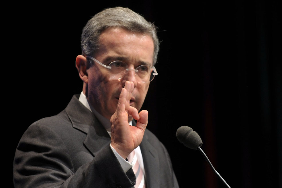 Álvaro Uribe Vélez.