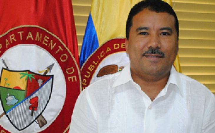 Castillo Cisneros, exgobernador de Arauca, fue condenado a 12 años de prisión en mayo pasado por irregularidades en otro contrato para dotación de mobiliario para instituciones escolares.