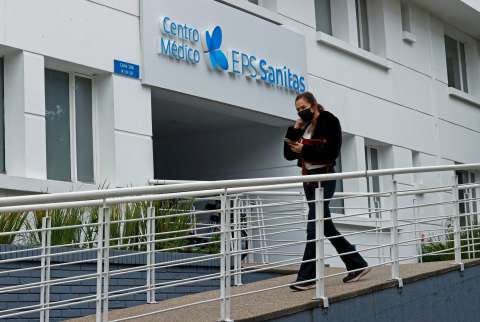 ¿Puede la Procuraduría echar para atrás la intervención a Sanitas?