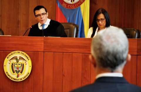 Terminó la indagatoria del senador Álvaro Uribe en la Corte Suprema