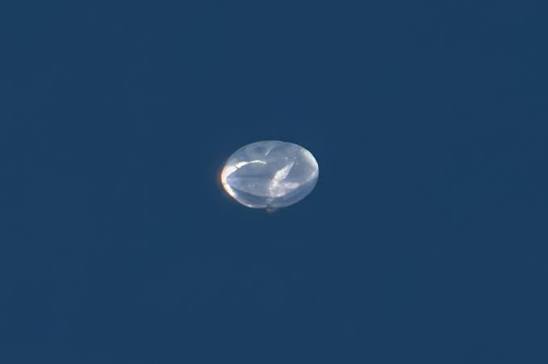“No es nada del otro mundo”: la explicación de los globos vistos en el cielo en Pereira