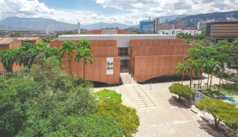 Universidad Eafit se pronuncia frente a video sexual grabado en su biblioteca