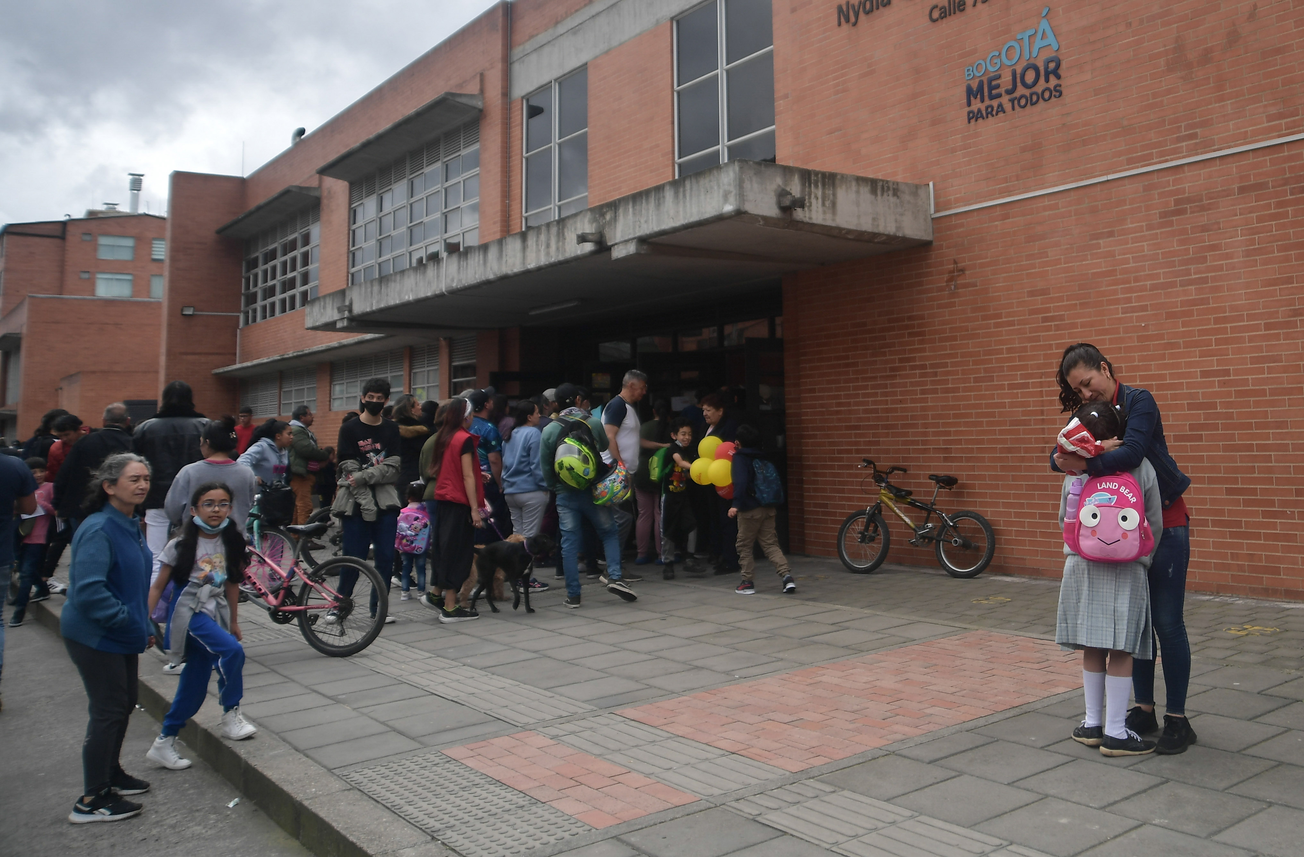 El colegio Nidia Quintero de Turbay está en Engativá, una de las localidades con mayor demanda de cupos.