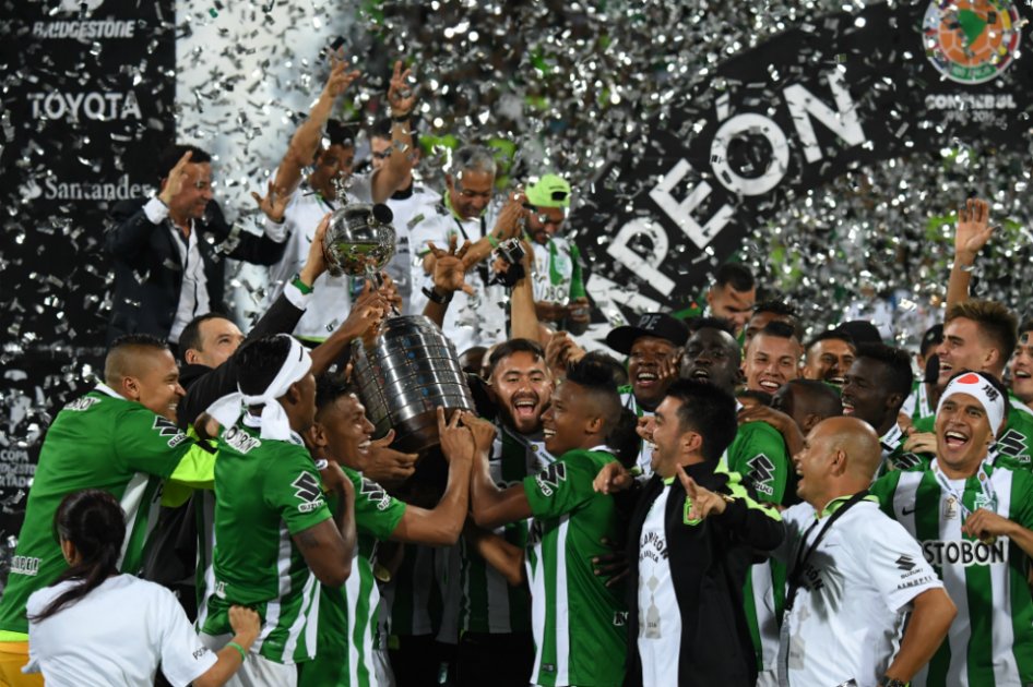 Atlético Nacional le entregó por tercera vez al país la Copa Libertadores. / AFP