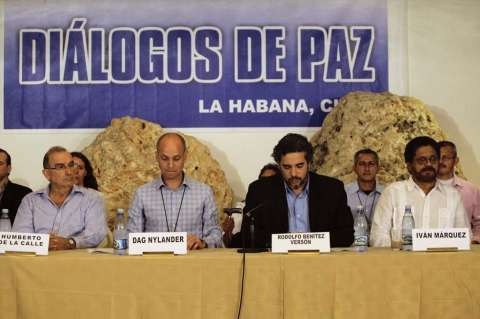 La paz en la arena política