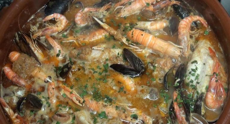 Cazuela de pescado, ideal para Semana Santa