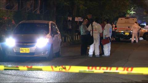 Hombre habría asesinado a su expareja y luego intentó suicidarse en Cali