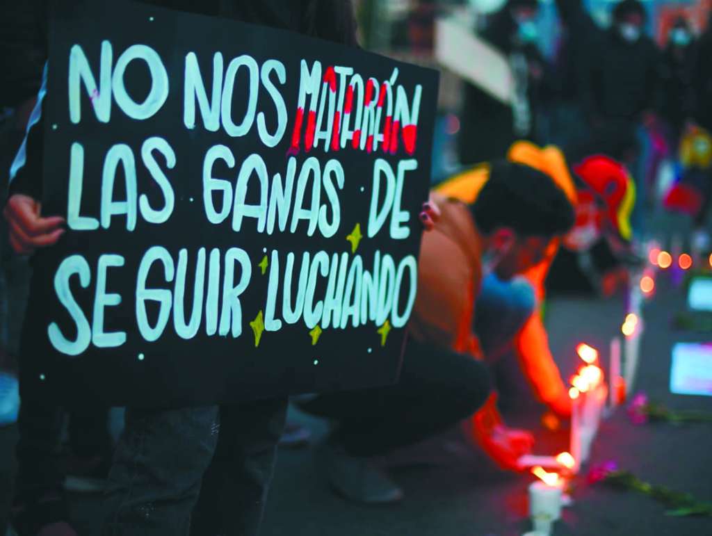 La Fiscalía indaga si de las 42 muertes confirmadas hay más relacionadas con las manifestaciones. / Gustavo Torrijos