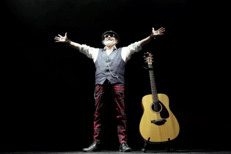 De parche y amigos con César Mora
Un show lleno de música, invitados especiales y espacios para conversar y contar anécdotas. Un programa diseñado para cantar, divertirse y arrancar la rumba de la noche al son de algunos de los músicos más reconocidos de la escena nacional.