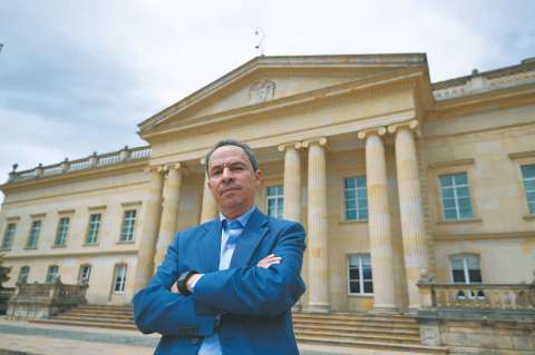 René Guarín es nombrado oficialmente director de la Dirección Nacional de Inteligencia (DNI)