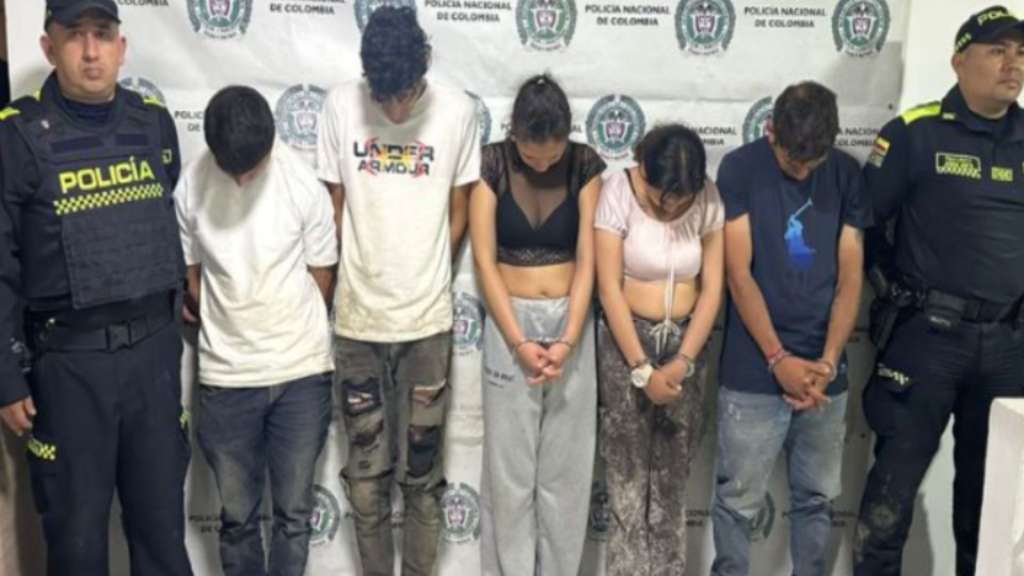 Presentan antecedentes por varios delitos.