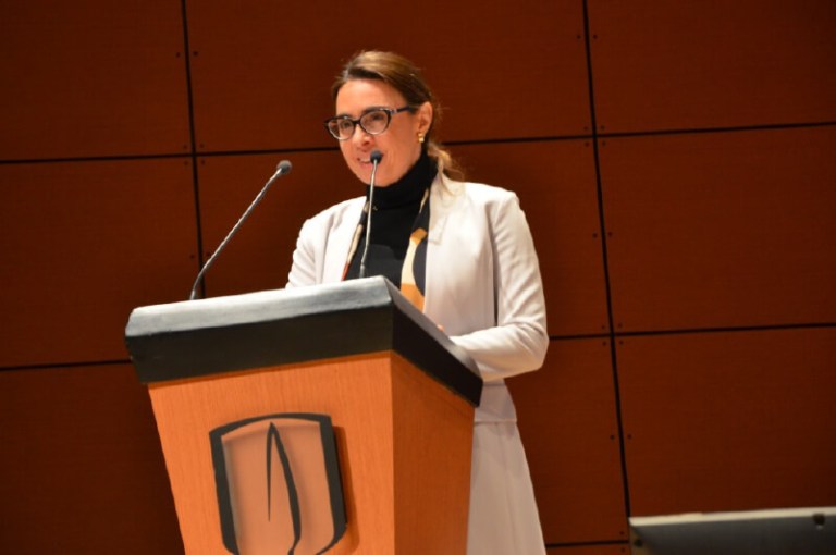 “Golpe directo al corazón del Estado de derecho”: Catalina Botero