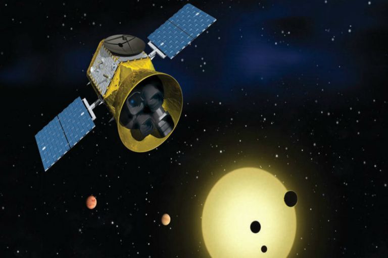 Siga en vivo el lanzamiento de la misión de la NASA para la búsqueda de planetas más allá de nuestro Sistema Solar