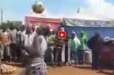 Video de mujer futbolista en Tanzania es sensación en internet