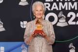Latin Grammy: Ángela Álvarez, la cantante que ganó su primer Grammy a los 95 años
