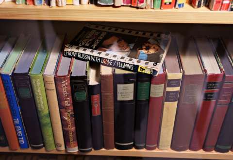 Tras la polémica de Roald Dahl, las novelas de James Bond serán reeditadas