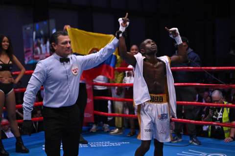 ¡Tremendo, Yuberjén Martínez! El boxeador colombiano conquistó el título latino de la OMB