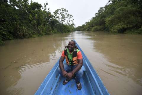 Ecoturismo en el río Atrato: la apuesta de comunidades por rescatar su cultura