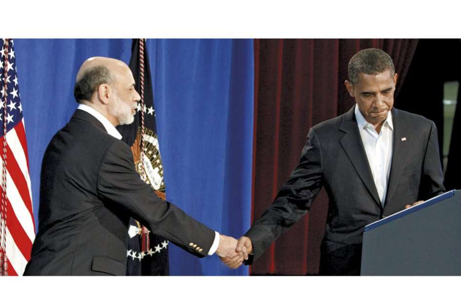 Barack Obama dijo que quería un presidente de la Fed que no se limitara a cumplir el mandato típico: maximizar el empleo y estabilizar los precios. A la izquierda Ben Bernanke. / Reuters
