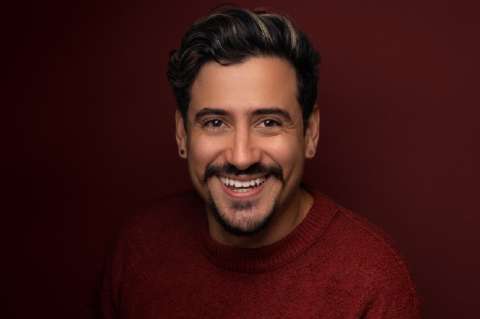 Andrés Prieto, sin barreras para crear en inglés